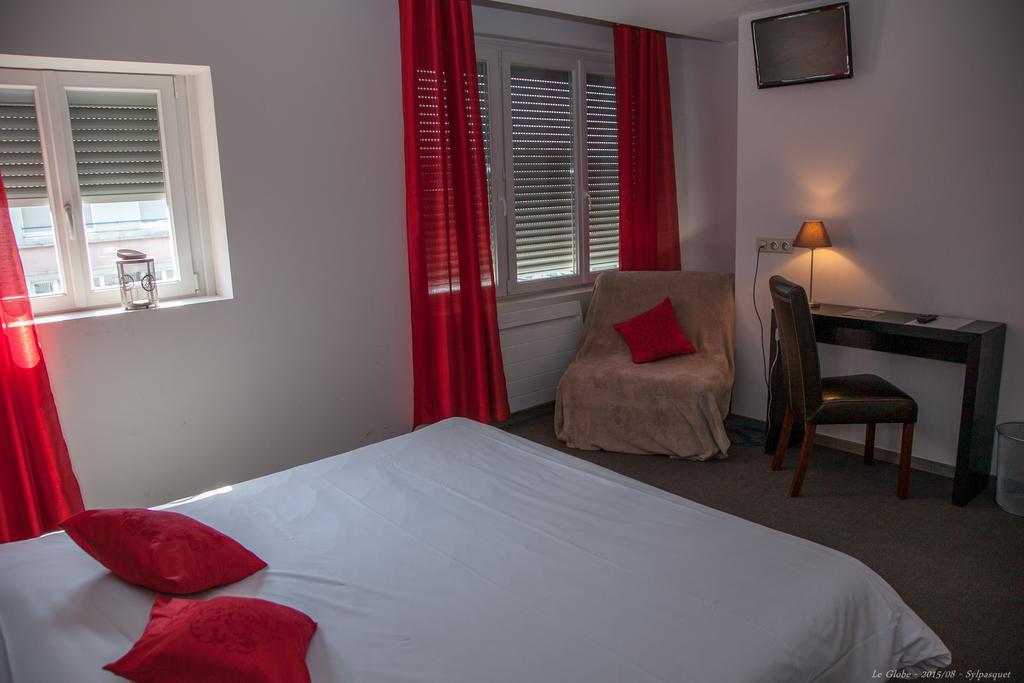 Hotel Bar Le Globe Saint-Die-des-Vosges Номер фото
