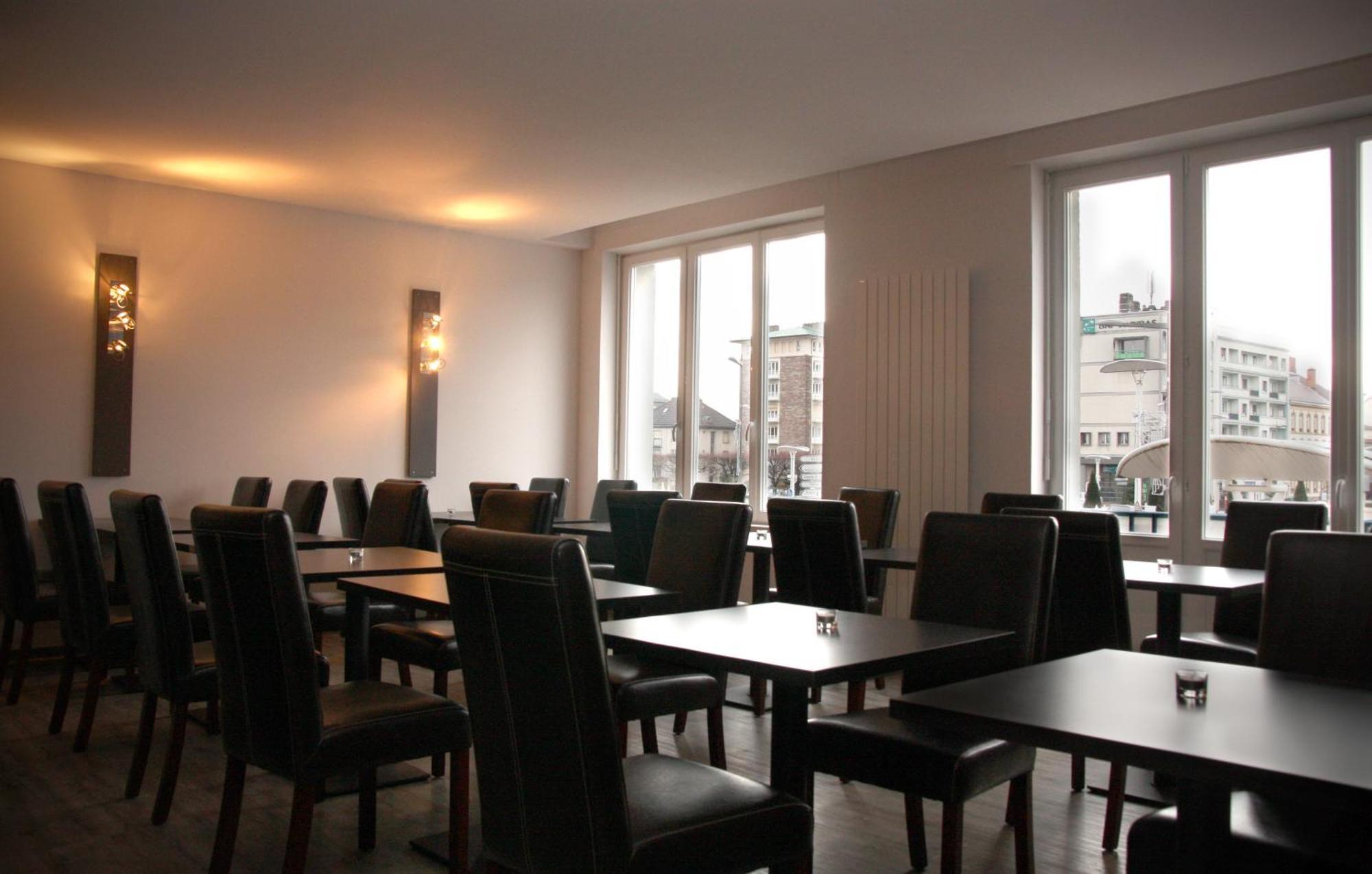 Hotel Bar Le Globe Saint-Die-des-Vosges Екстер'єр фото