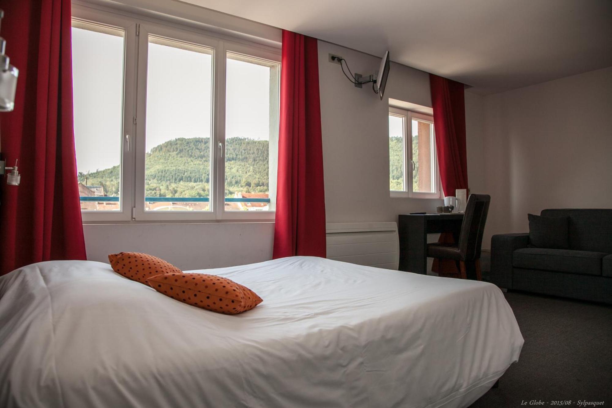 Hotel Bar Le Globe Saint-Die-des-Vosges Номер фото